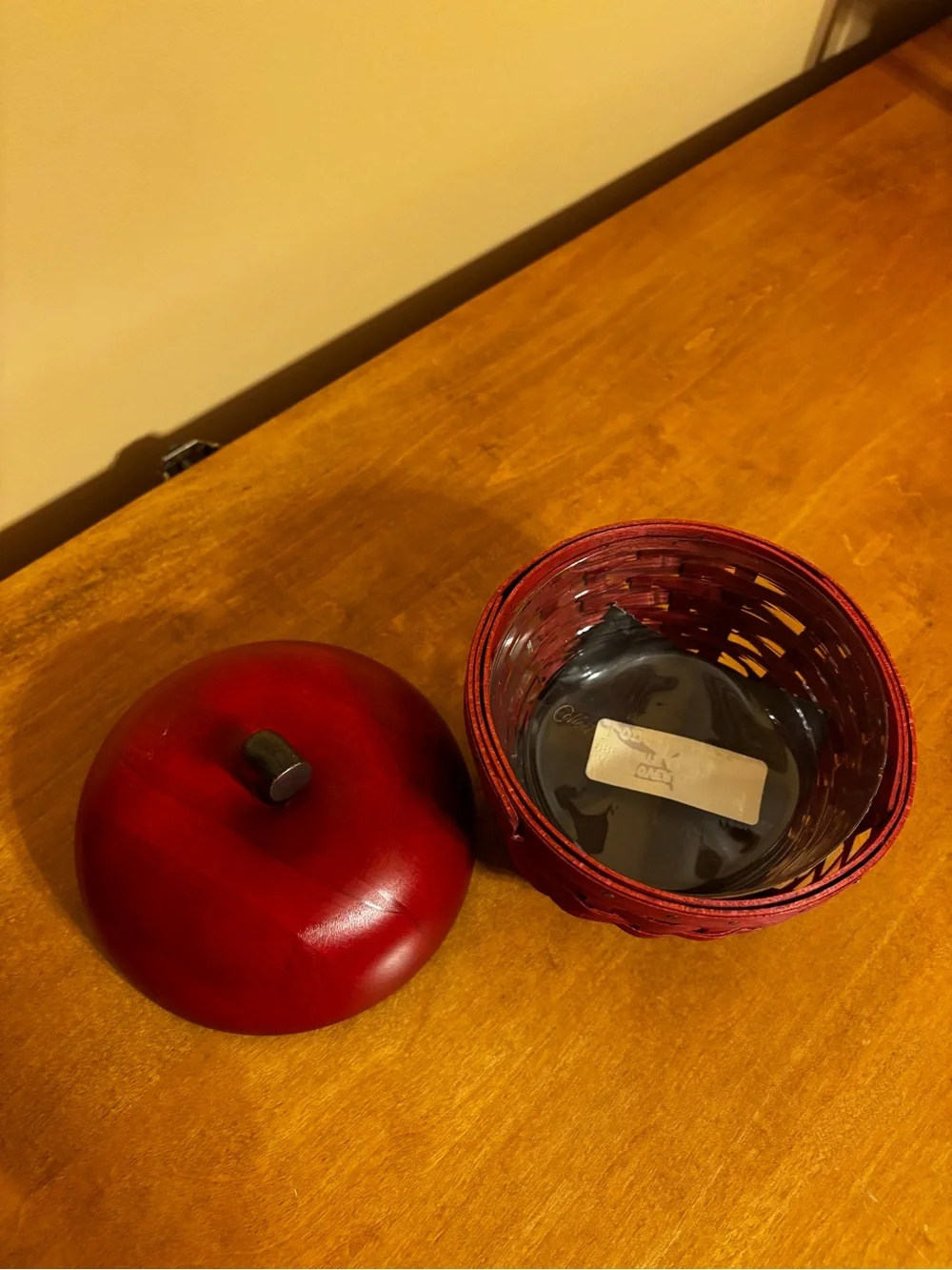2007 Longaberger Collectors Club Apple Basket
